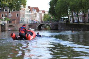 Rescue TIP BOARD reddingsvlot-water en ijsreddingen oppervlakreddingen drenkeling redden brandweer hulpdiensten