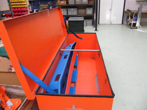 renkelingenkorf-D90-Opbergbox-Afstandhouder-reddingsbrancard