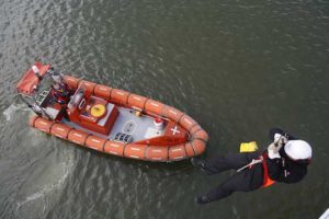 RG-200-Afdaal-Evacuatiesysteem-boot