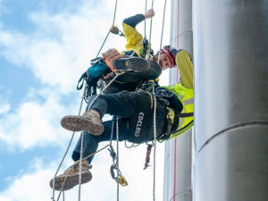Veiligheidsharnassen-redding-en-evacuatie-Edelrid-twee-mensen